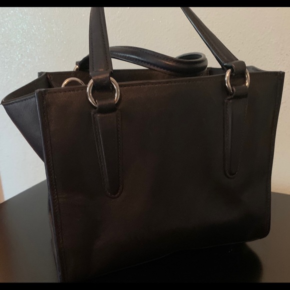 Women’s small Coach purse - Picture 2 of 3